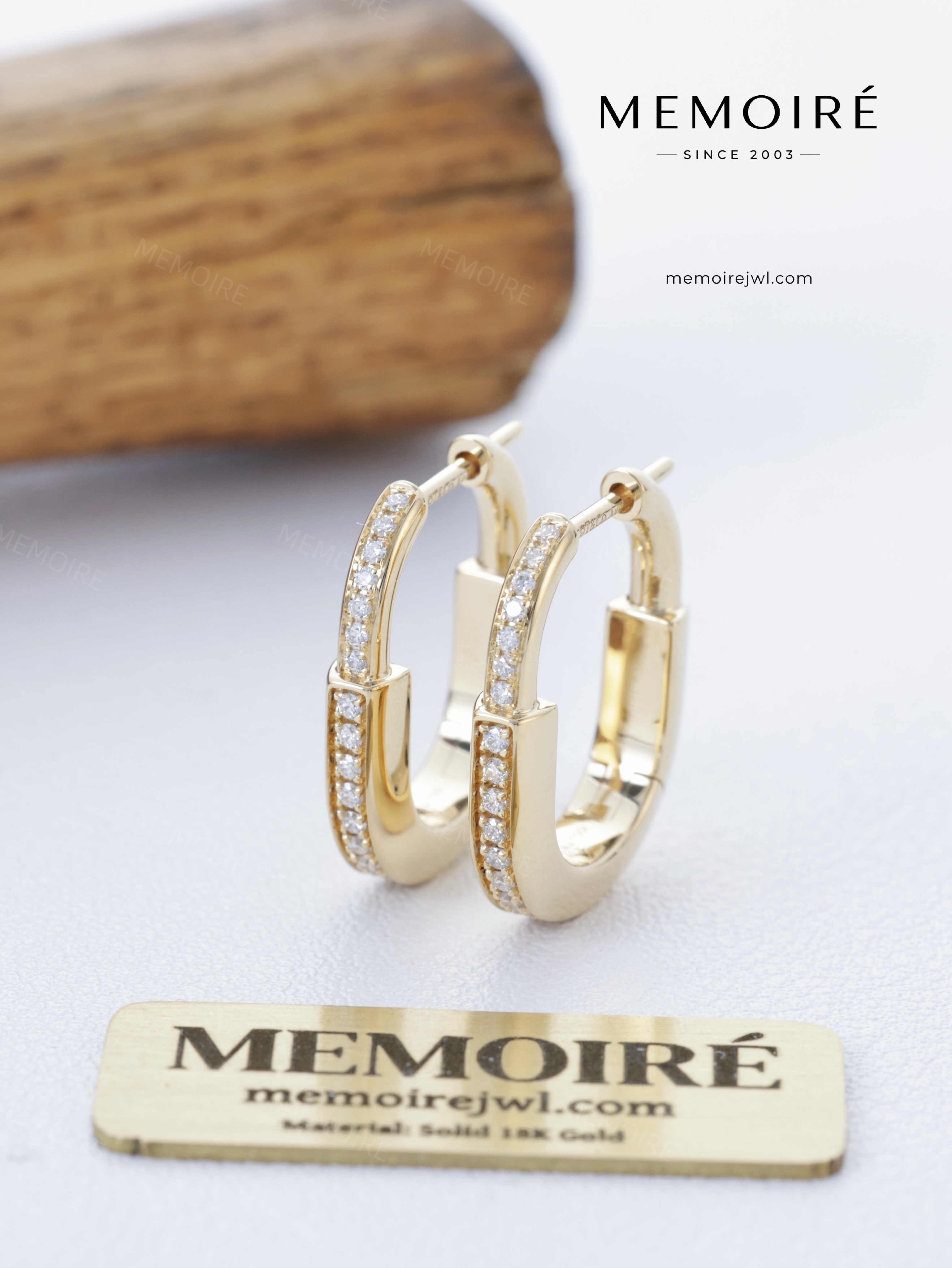 MEMOIRÉ 18K Yellow Gold Mini Pavé Diamond Lock Earrings